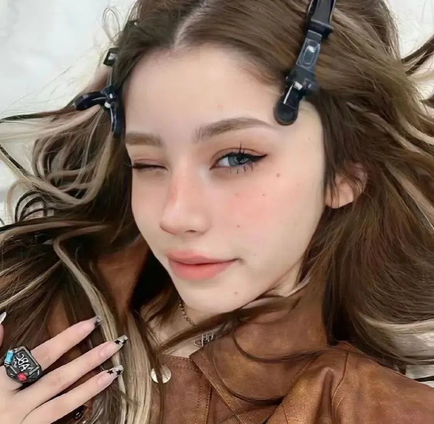 一个近乎正常的家庭